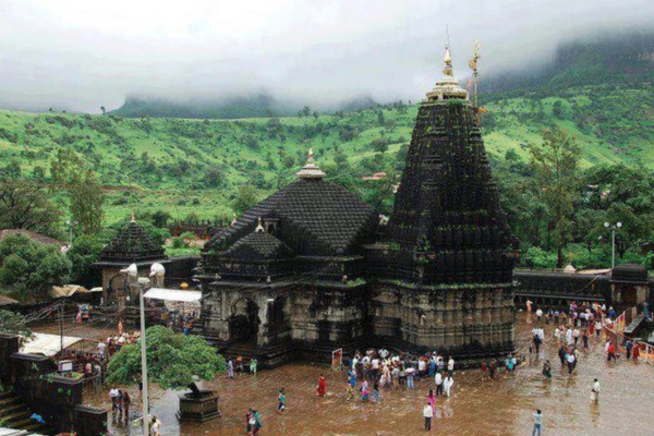 Shirdi to nashik cabs
